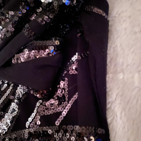 XL Express Sequin Dress - Picture 3 of 6